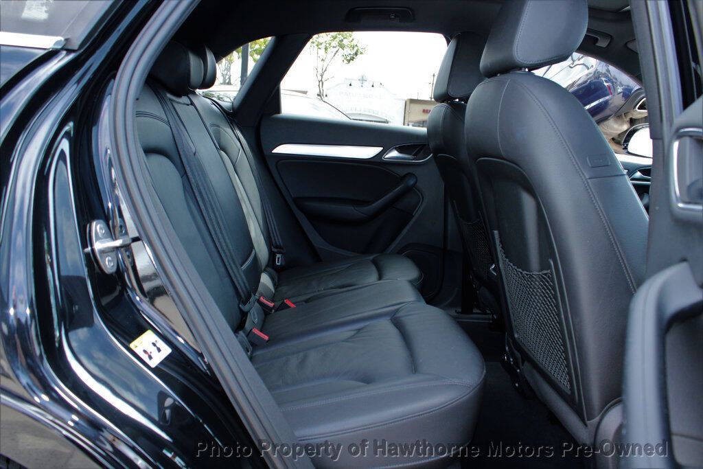 2016 Audi Q3 Image 12