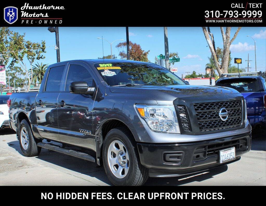 2017 Nissan Titan Image 1