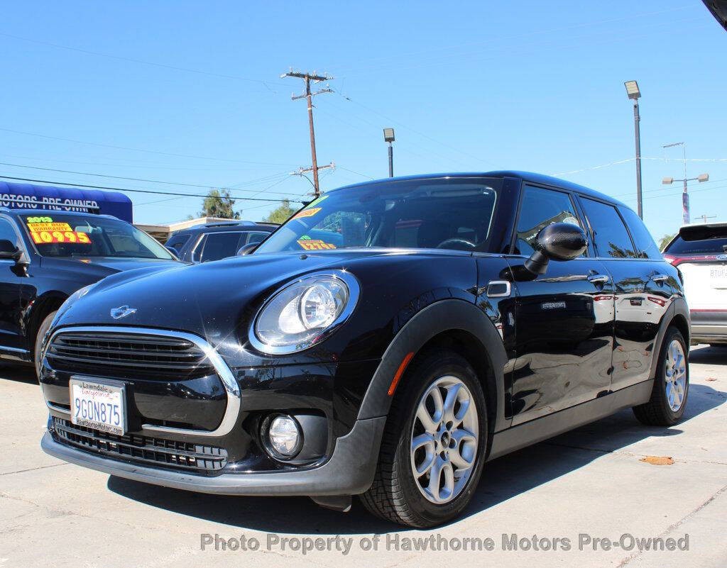 2017 MINI Cooper Clubman Image 2