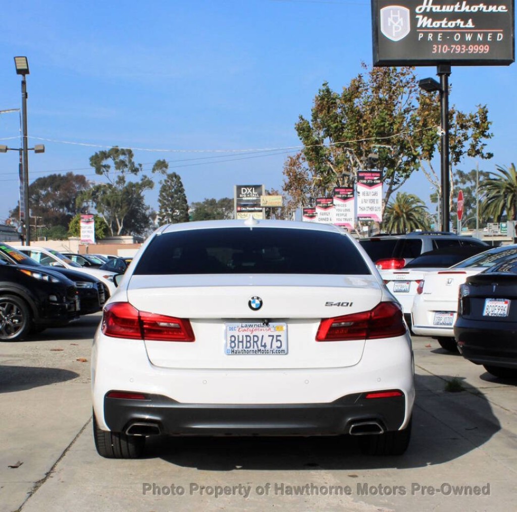 2019 BMW 5 Series Image 4