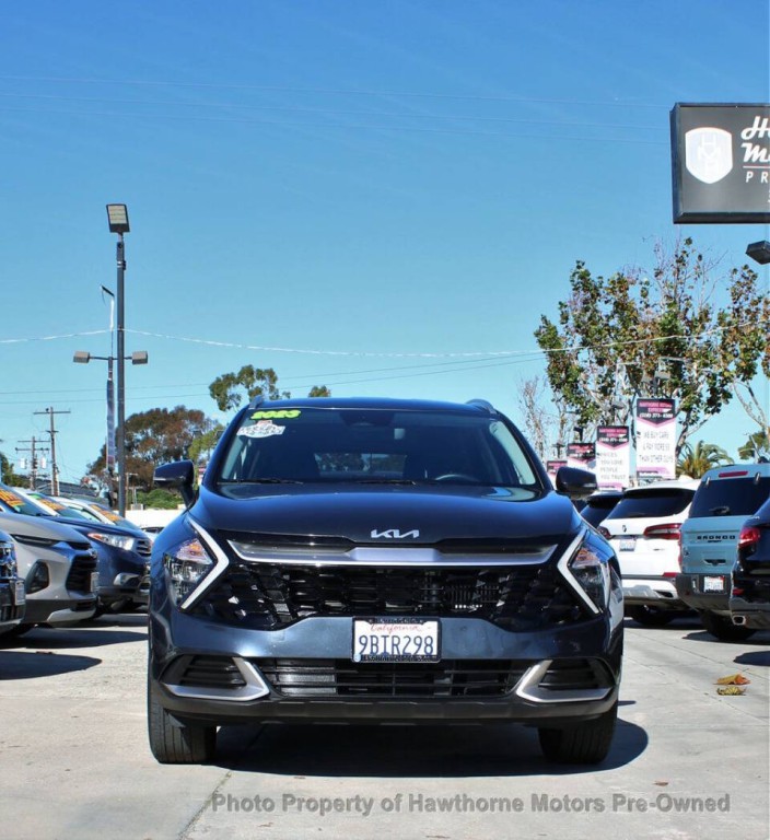 2023 Kia Sportage Image 3