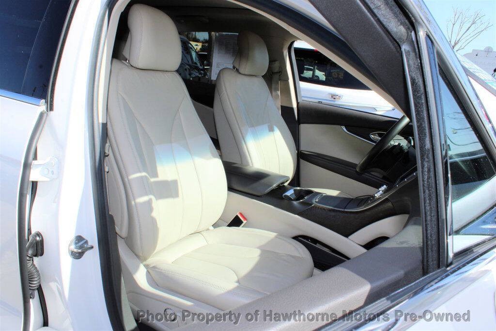 2016 Lincoln MKX Image 11