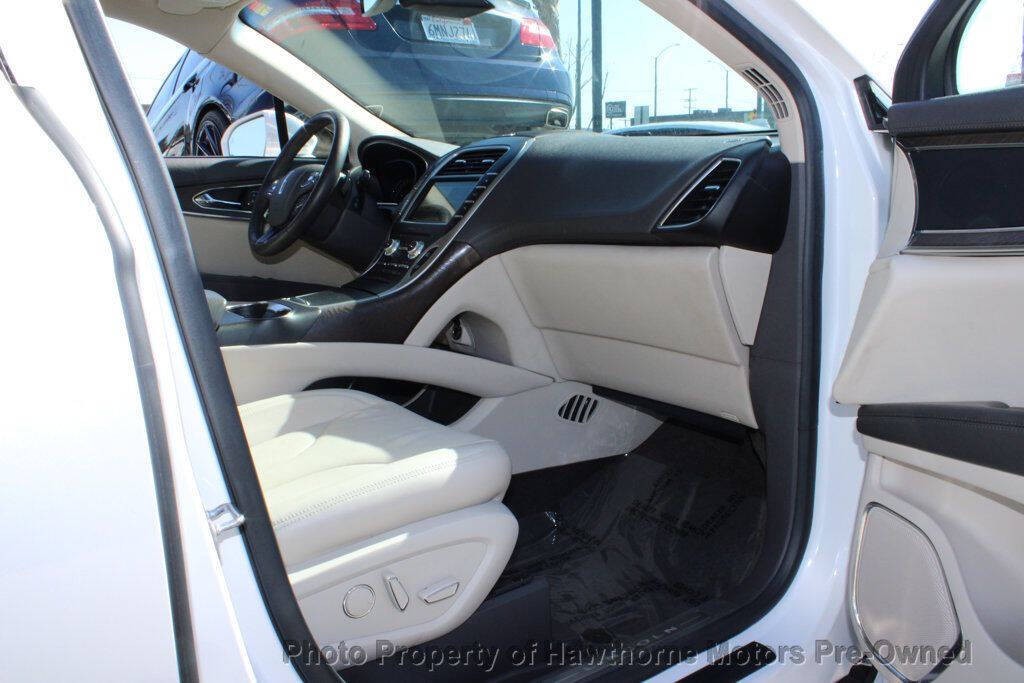 2016 Lincoln MKX Image 19