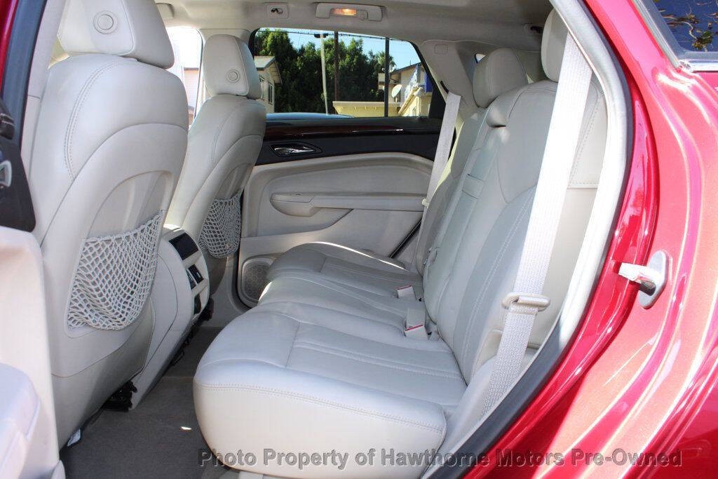 2011 Cadillac SRX Image 10