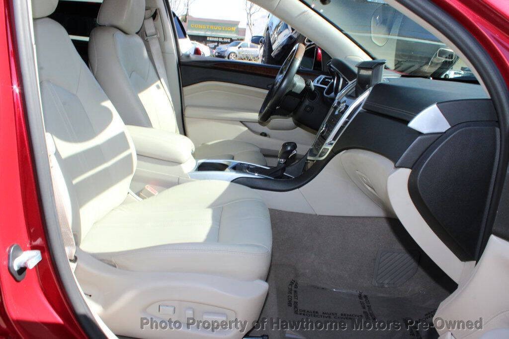 2011 Cadillac SRX Image 11