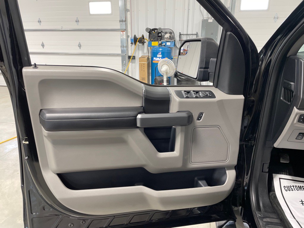 2017 Ford F-150 Image 12