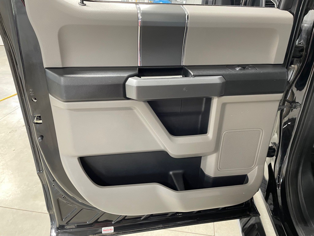 2017 Ford F-150 Image 17