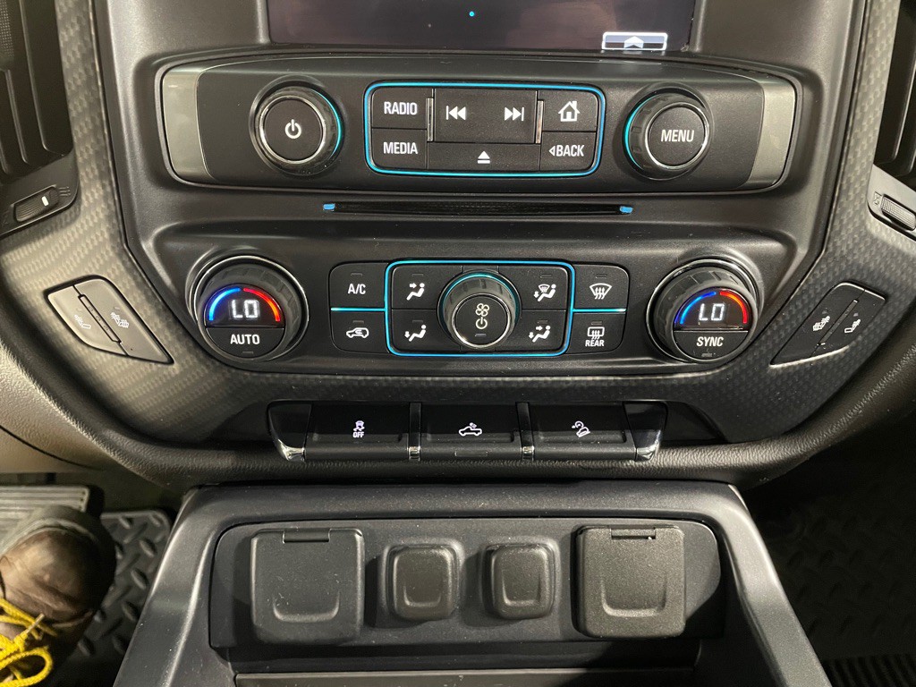 2015 Chevrolet Silverado 1500 Image 28