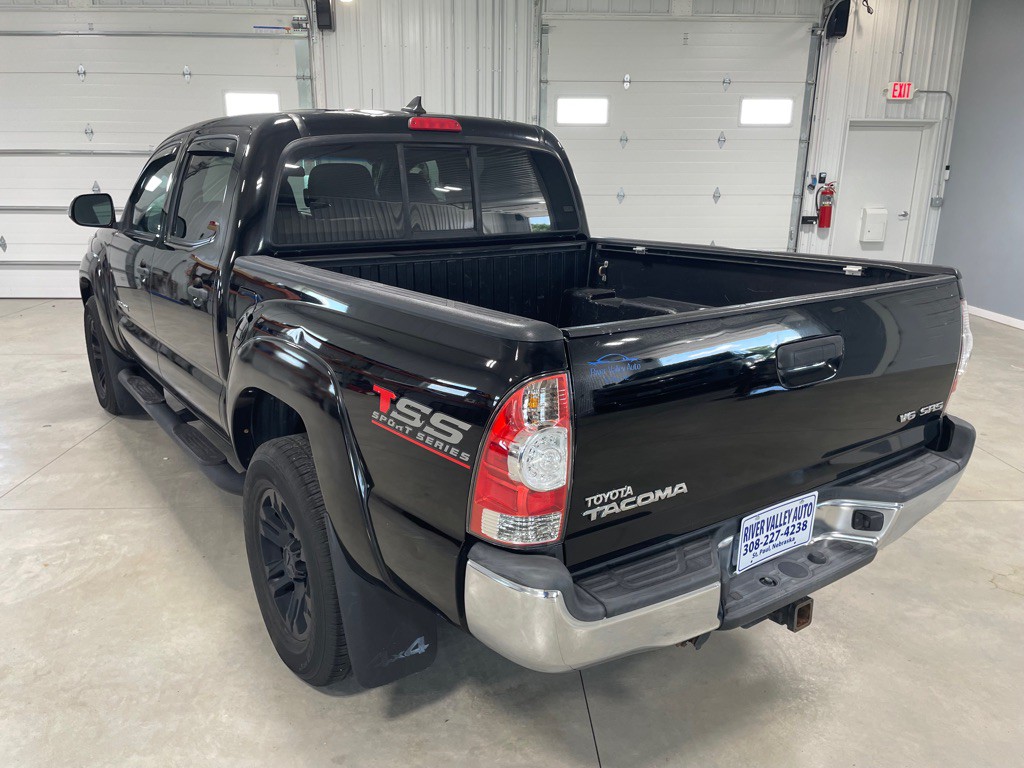 2015 Toyota Tacoma Image 5