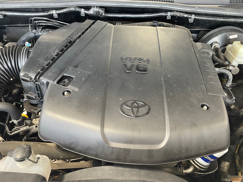 2015 Toyota Tacoma Image 33