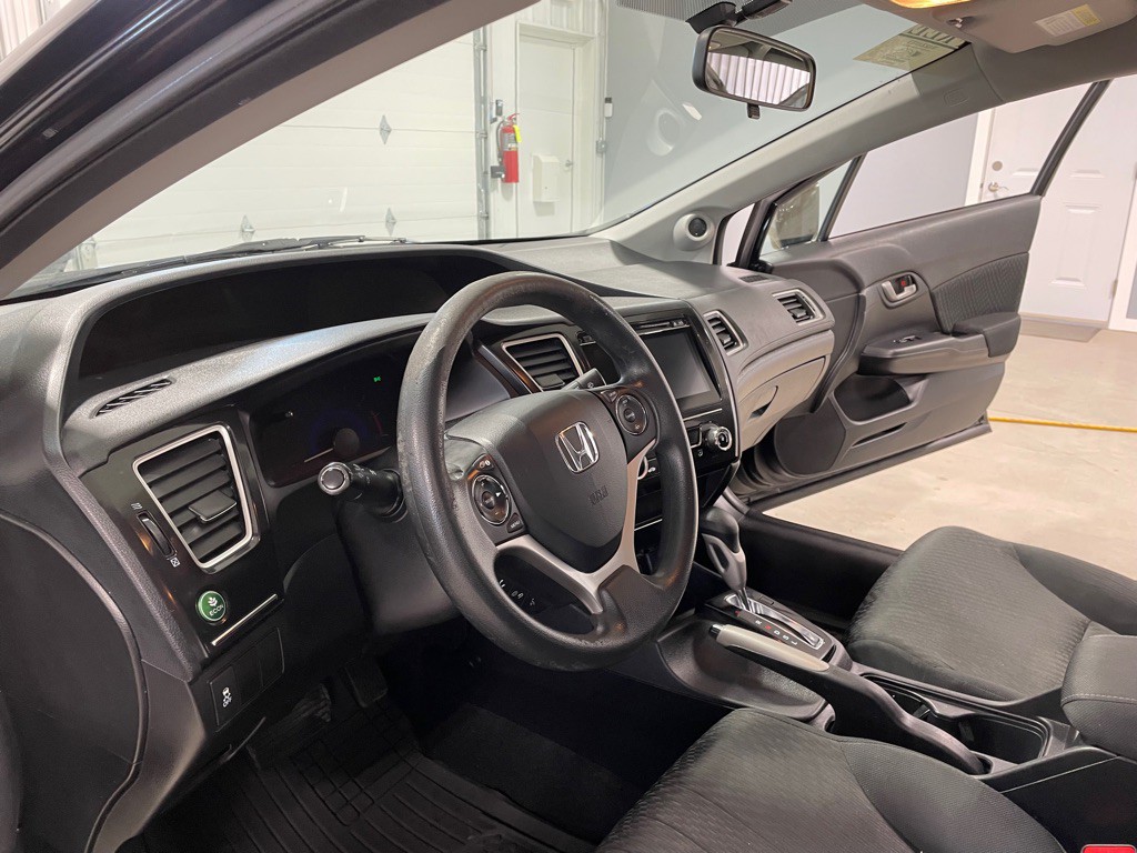 2015 Honda Civic Image 9