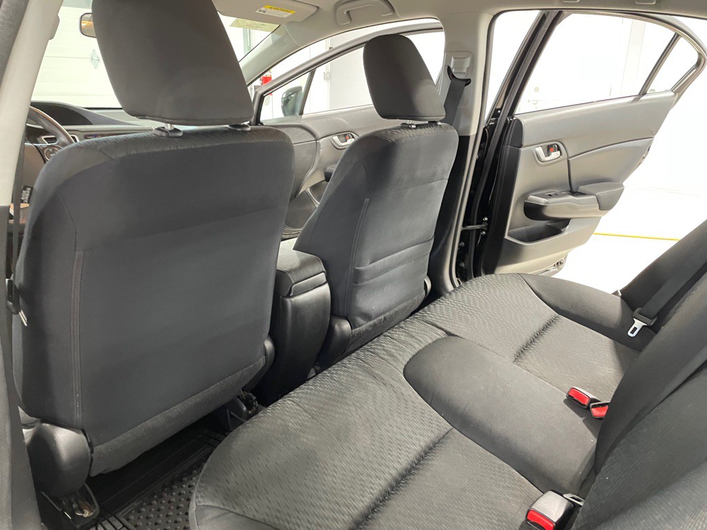 2015 Honda Civic Image 12
