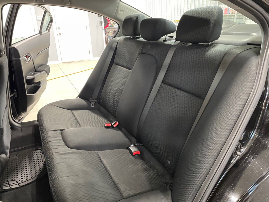 2015 Honda Civic Image 13