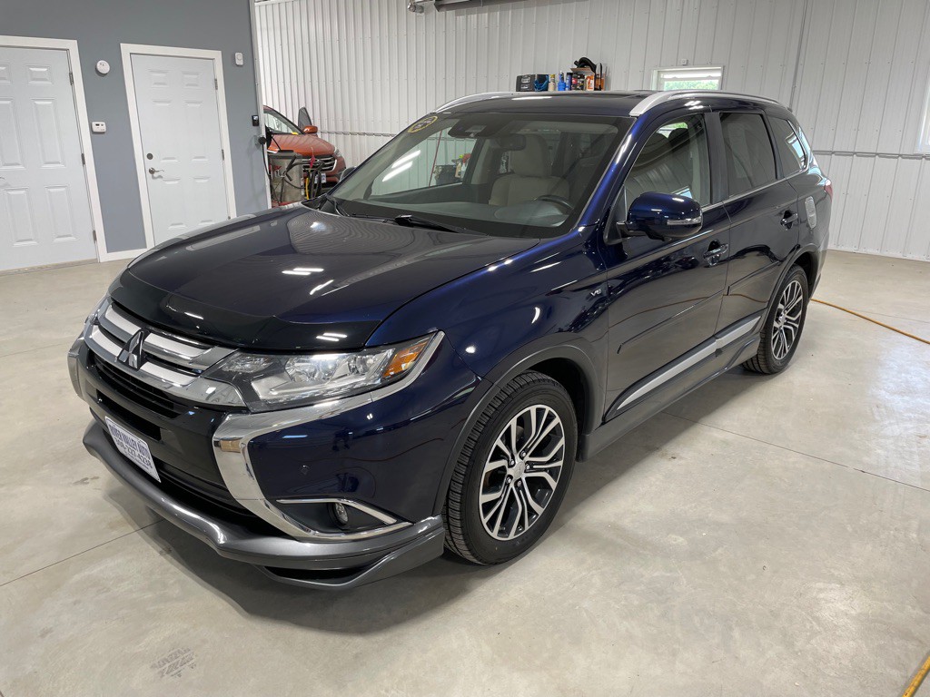 2017 Mitsubishi Outlander Image 3