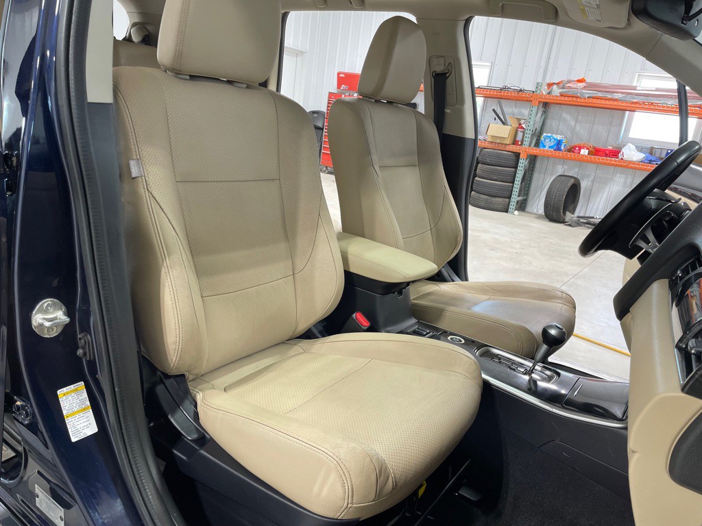 2017 Mitsubishi Outlander Image 13