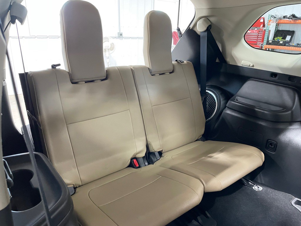 2017 Mitsubishi Outlander Image 22