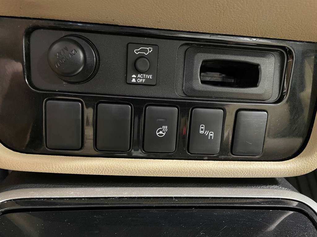 2017 Mitsubishi Outlander Image 31