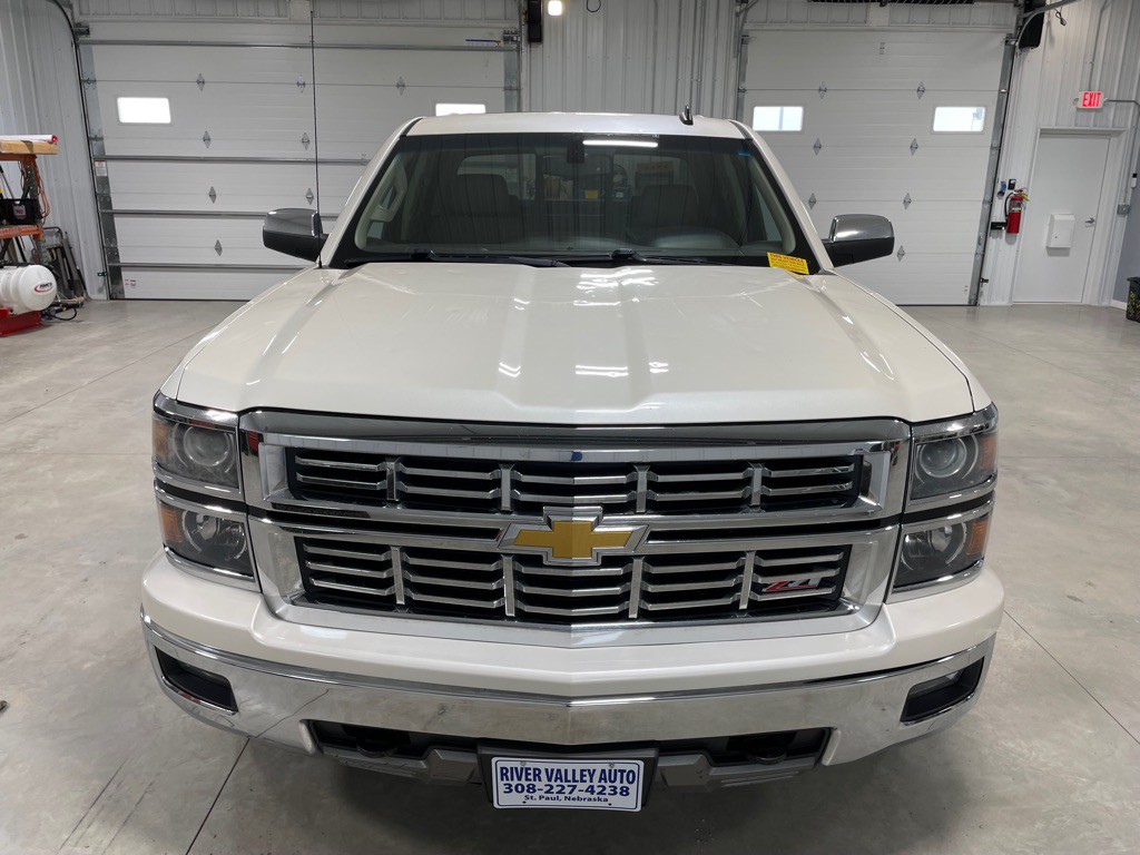 2014 Chevrolet Silverado 1500 Image 2