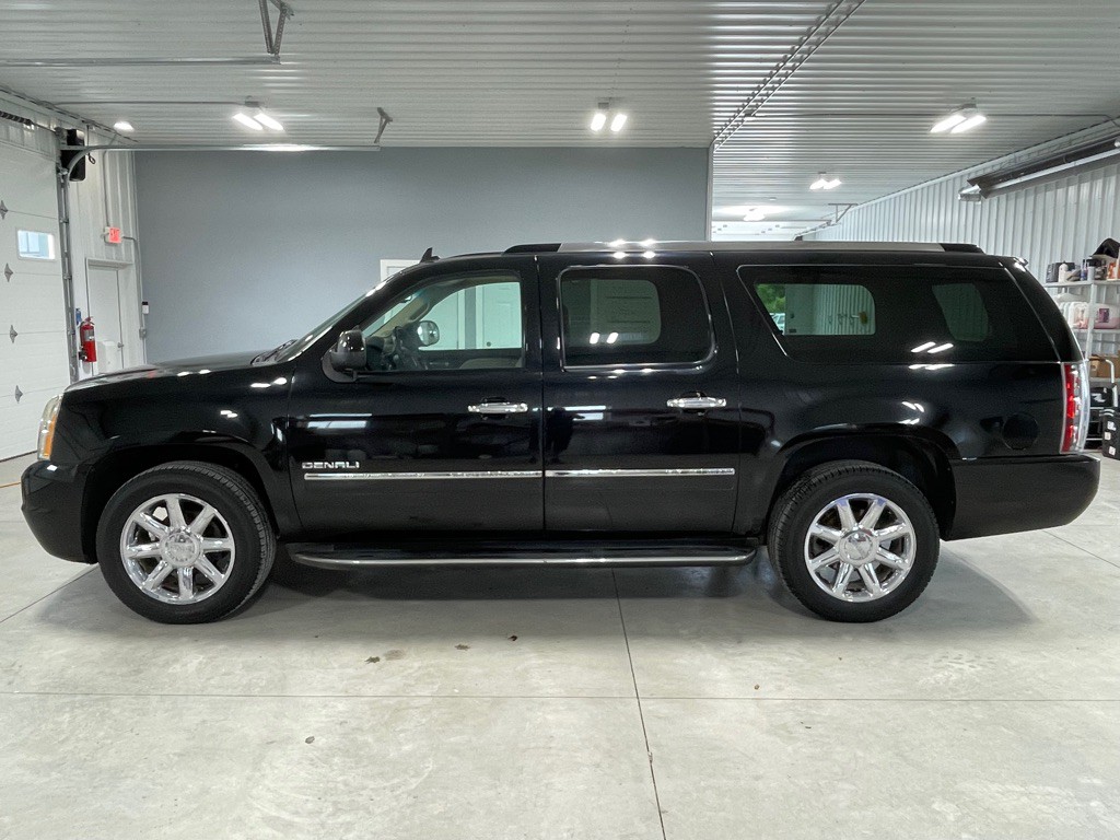 2010 GMC Yukon Image 4
