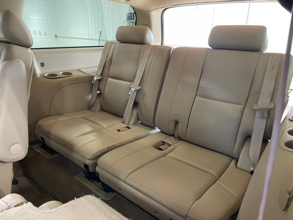 2010 GMC Yukon Image 14