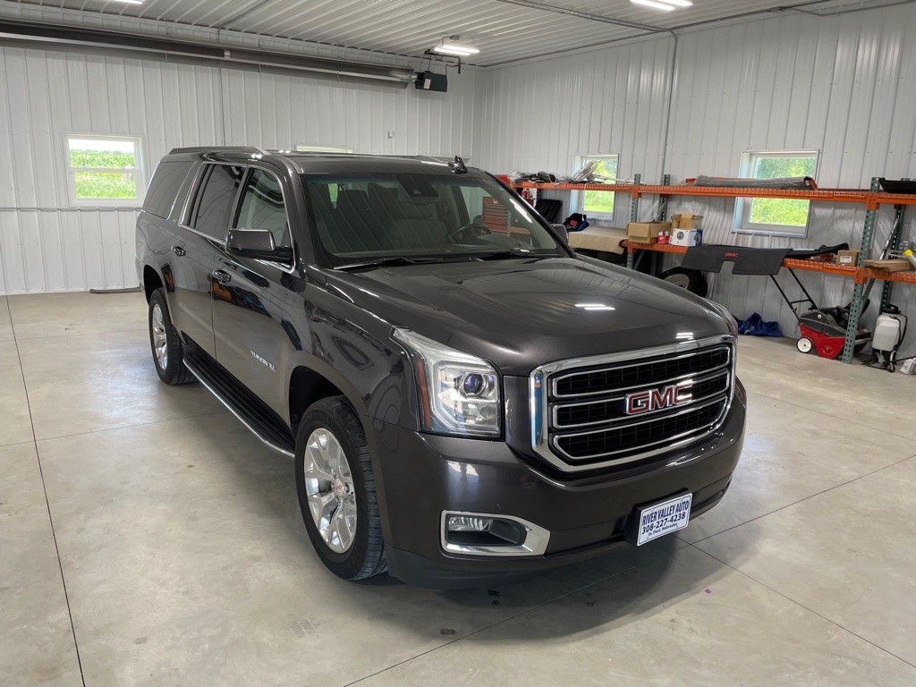 2016 GMC Yukon Image 1