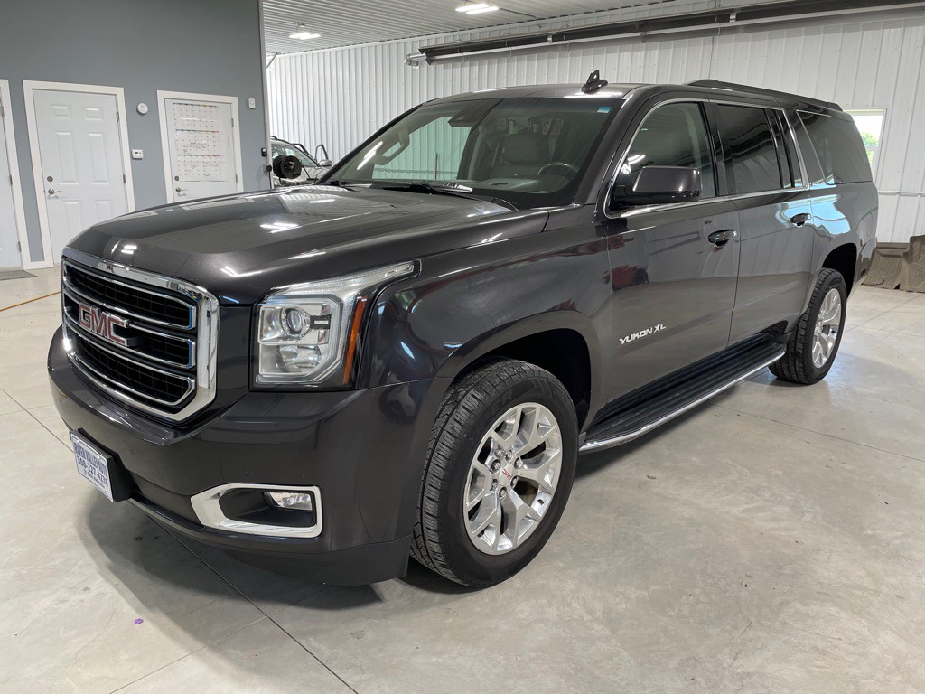 2016 GMC Yukon Image 3