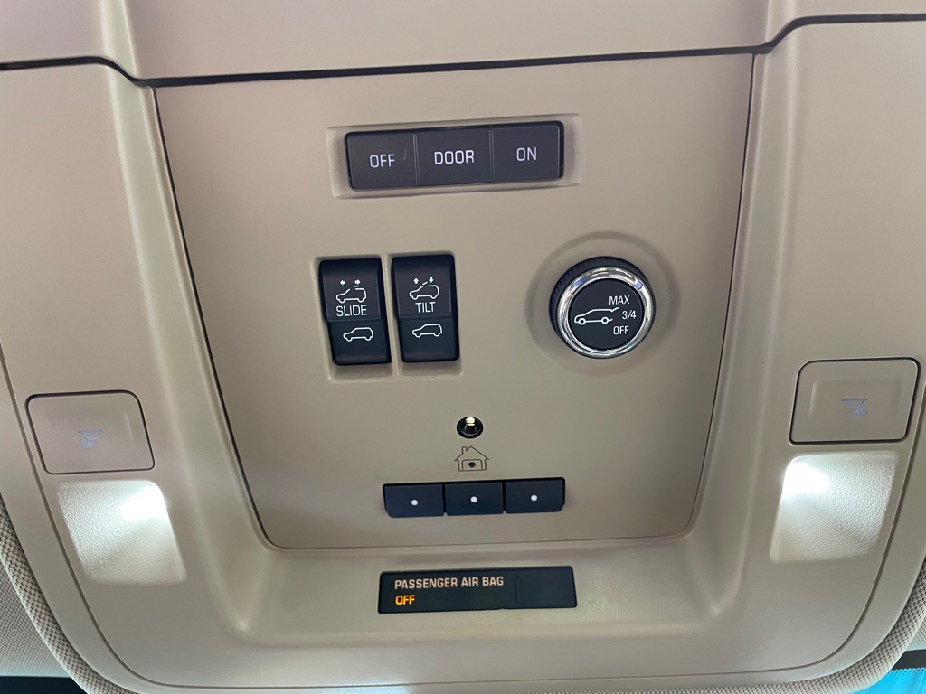 2016 GMC Yukon Image 34