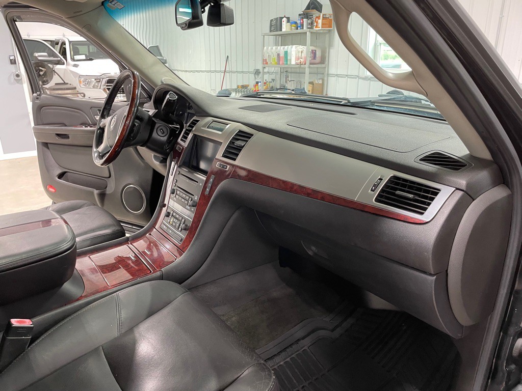 2007 Cadillac Escalade Image 23