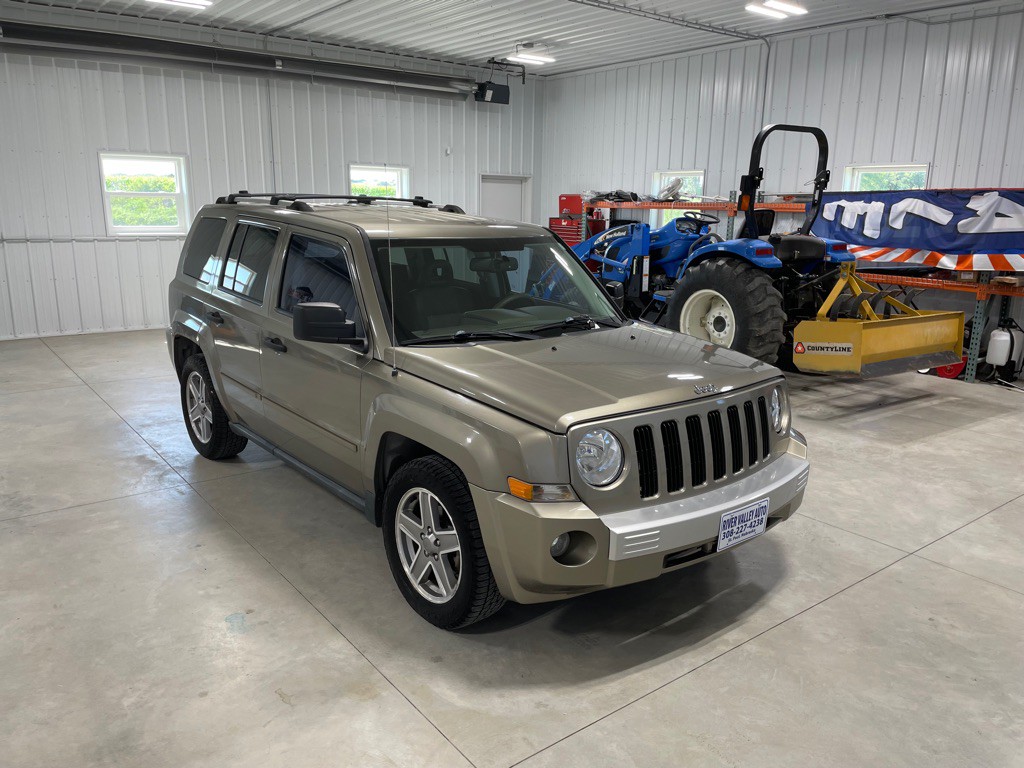 2007 Jeep Patriot Image 1