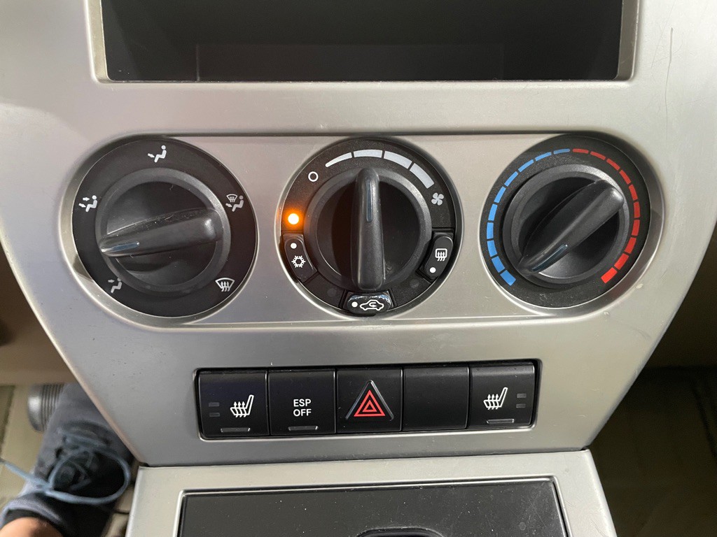 2007 Jeep Patriot Image 24