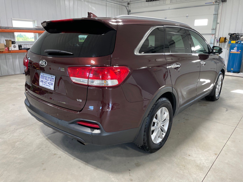 2017 Kia Sorento Image 7