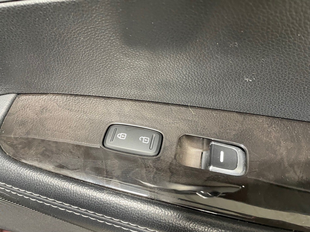 2017 Kia Sorento Image 32