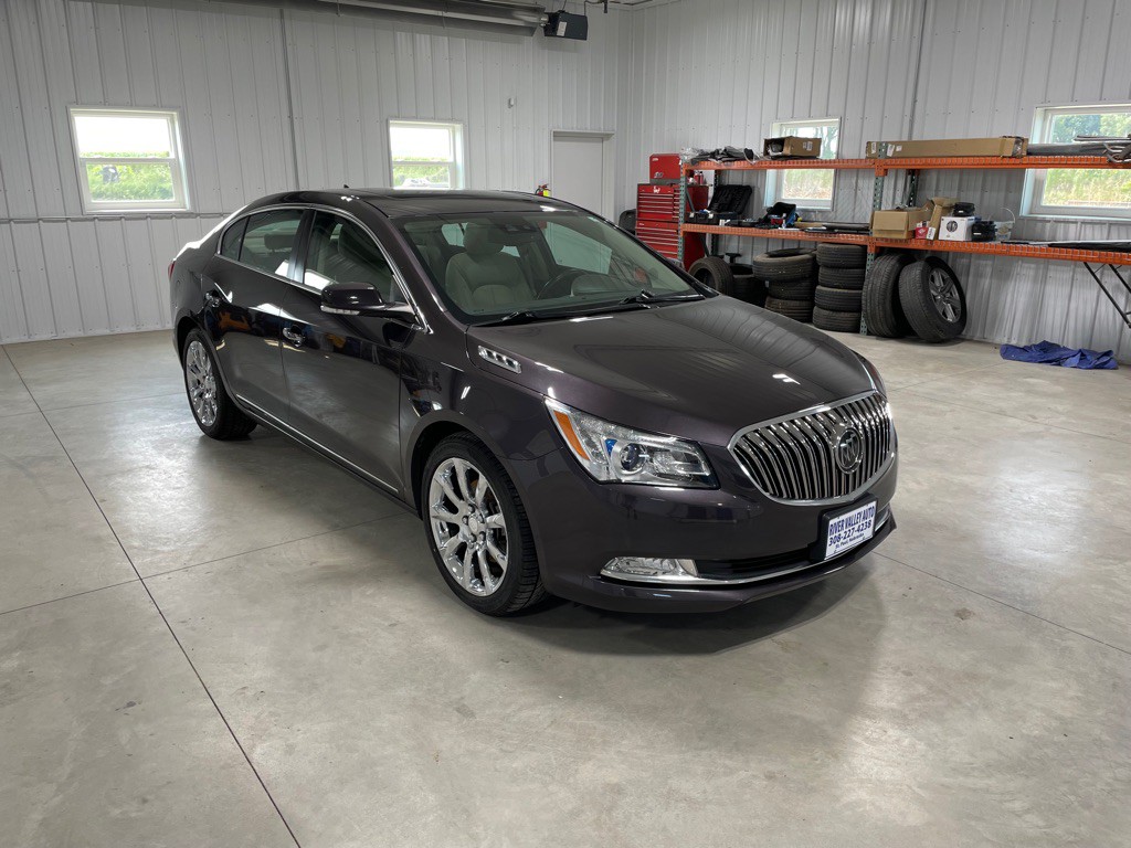 2014 Buick Lacrosse Image 1