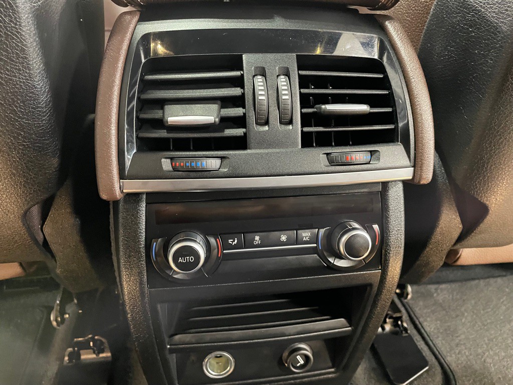 2016 BMW X5 Image 18