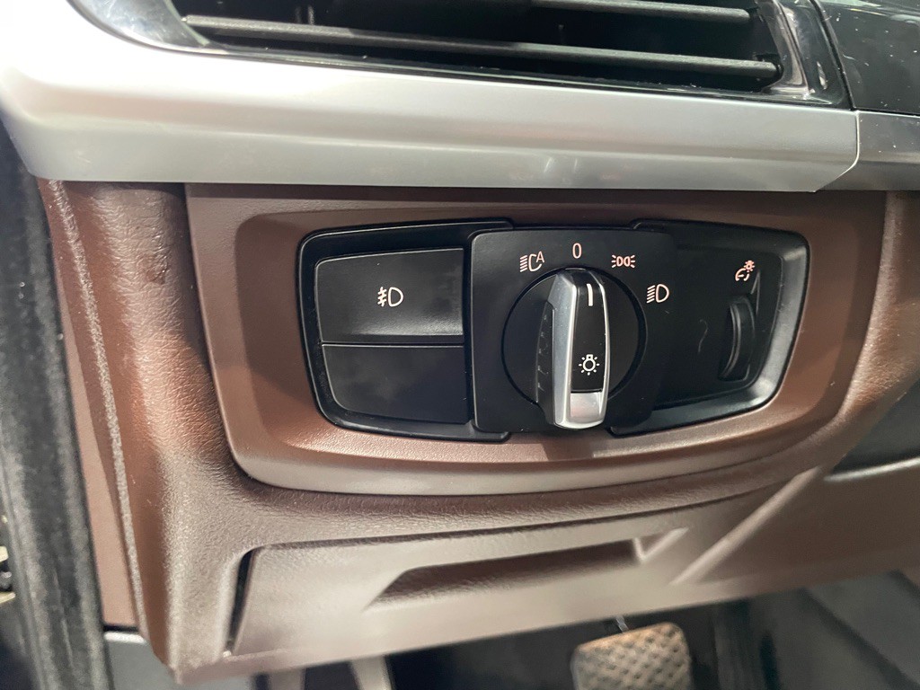 2016 BMW X5 Image 33