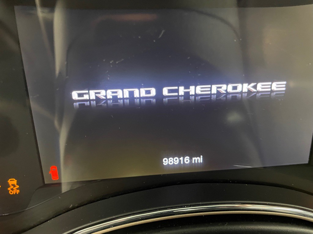 2017 Jeep Grand Cherokee Image 33