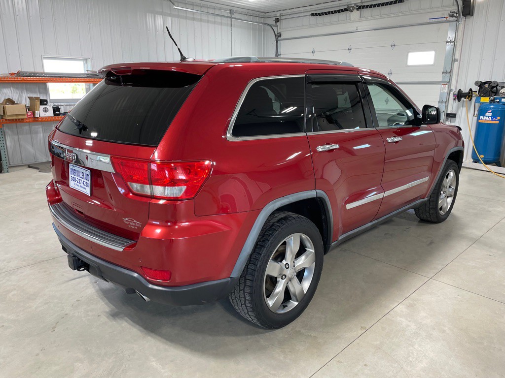 2011 Jeep Grand Cherokee Image 7
