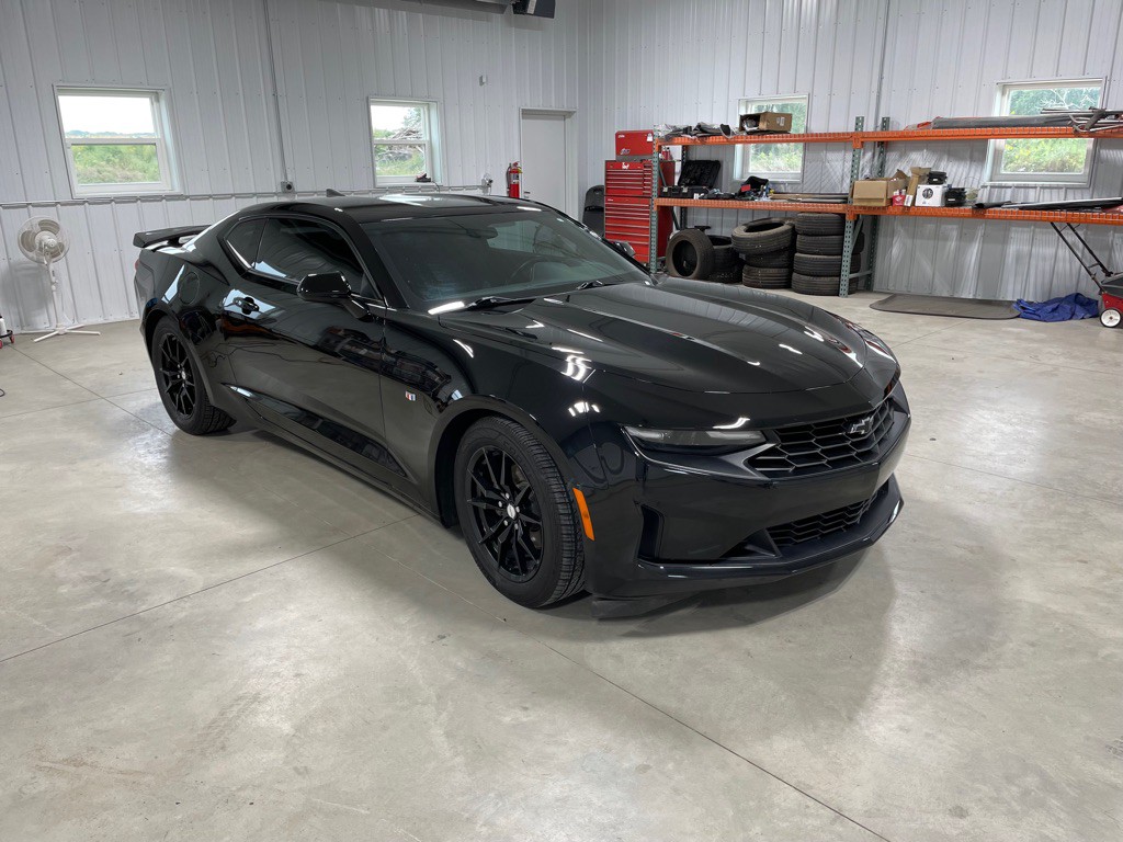 2019 Chevrolet Camaro Image 1