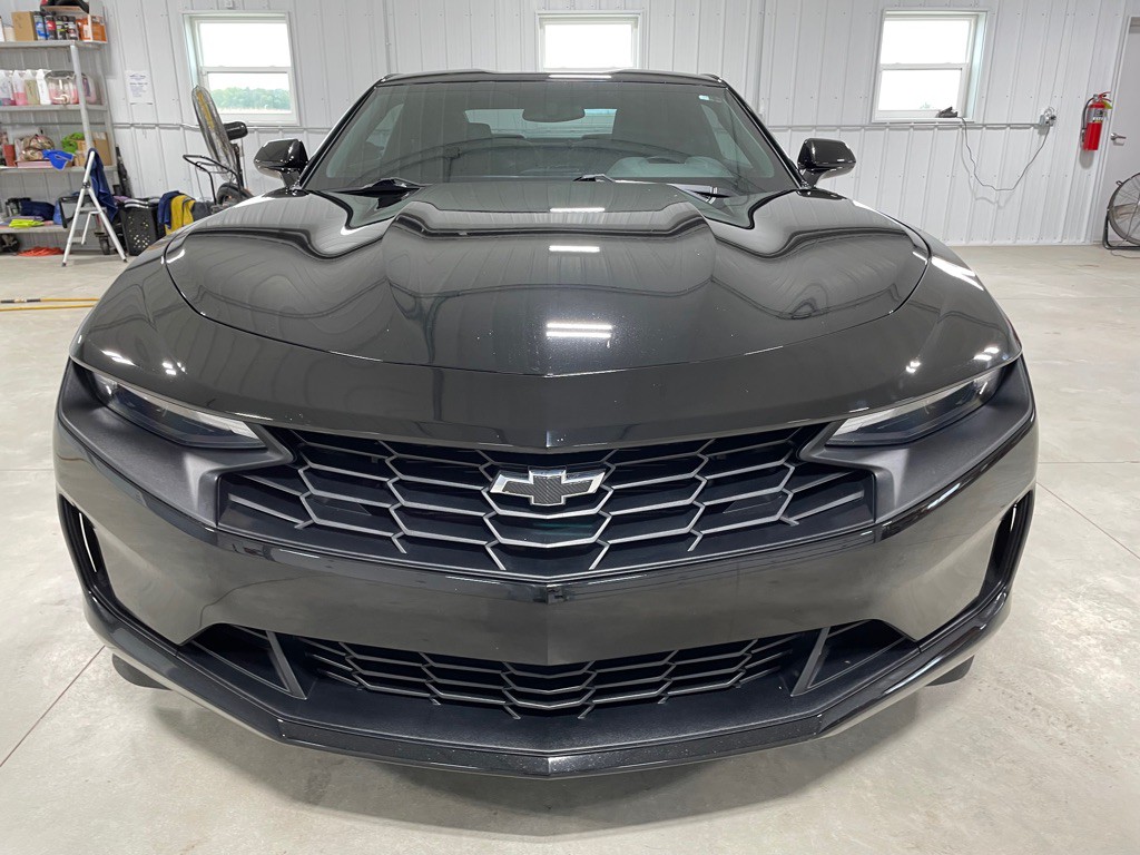 2019 Chevrolet Camaro Image 2
