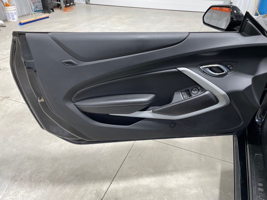 2019 Chevrolet Camaro Image 15