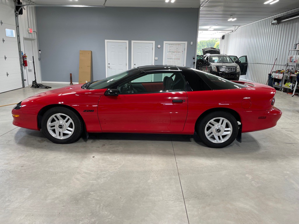 1994 Chevrolet Camaro Image 5