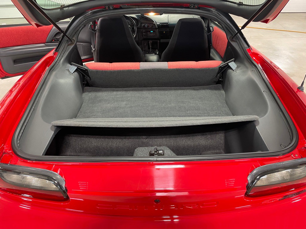 1994 Chevrolet Camaro Image 17