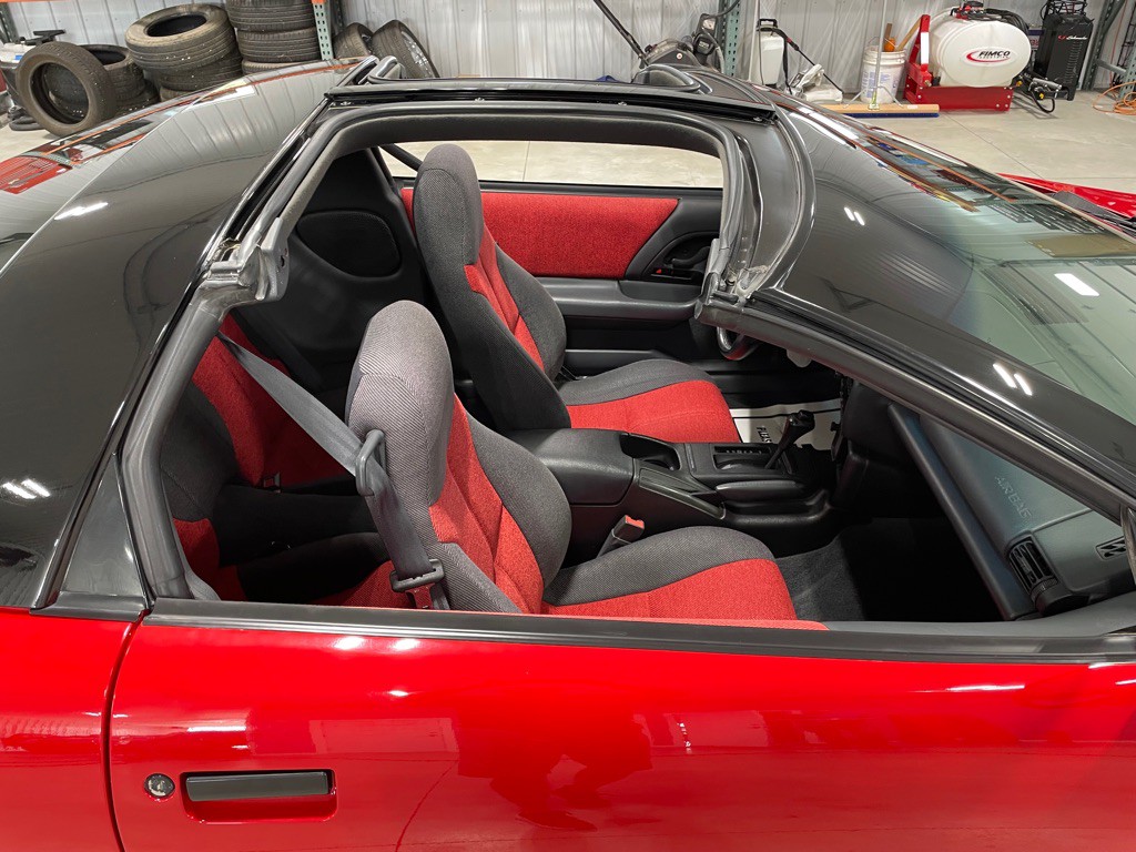 1994 Chevrolet Camaro Image 20