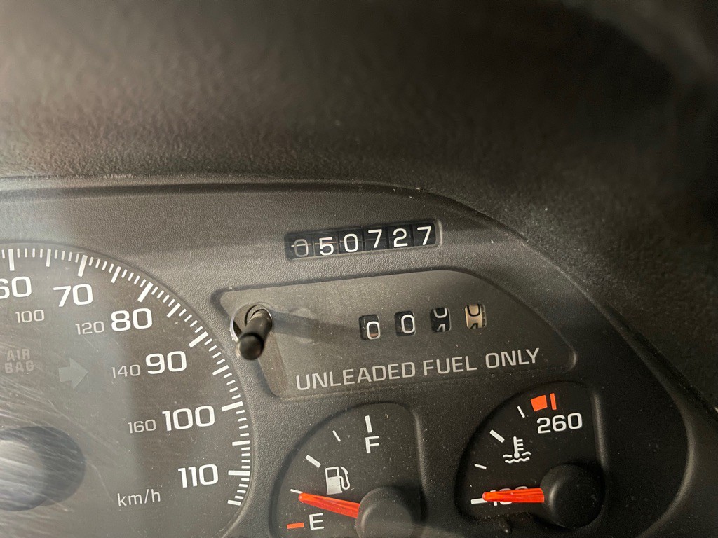 1994 Chevrolet Camaro Image 31