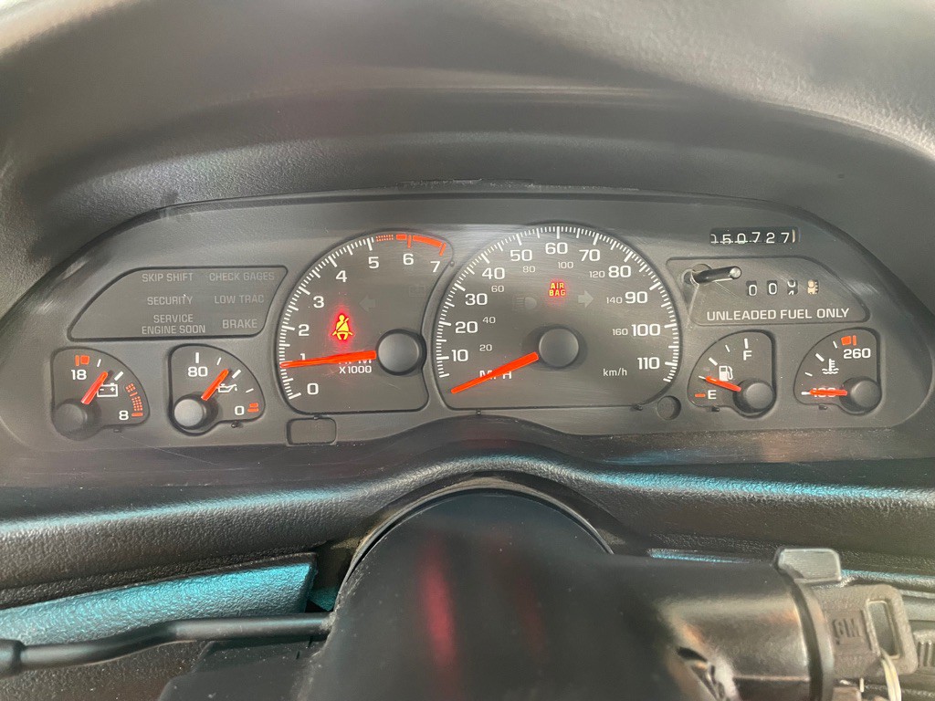 1994 Chevrolet Camaro Image 32