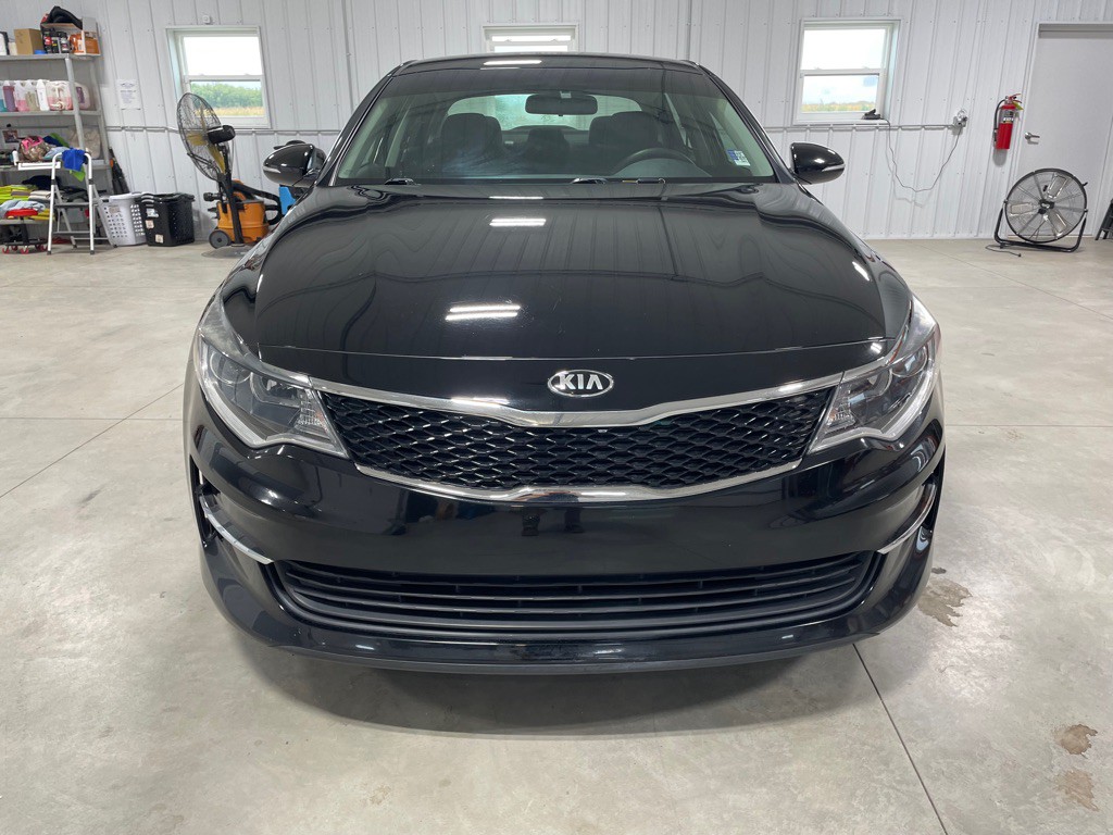 2018 Kia Optima Image 2