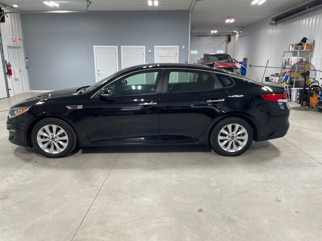 2018 Kia Optima Image 4