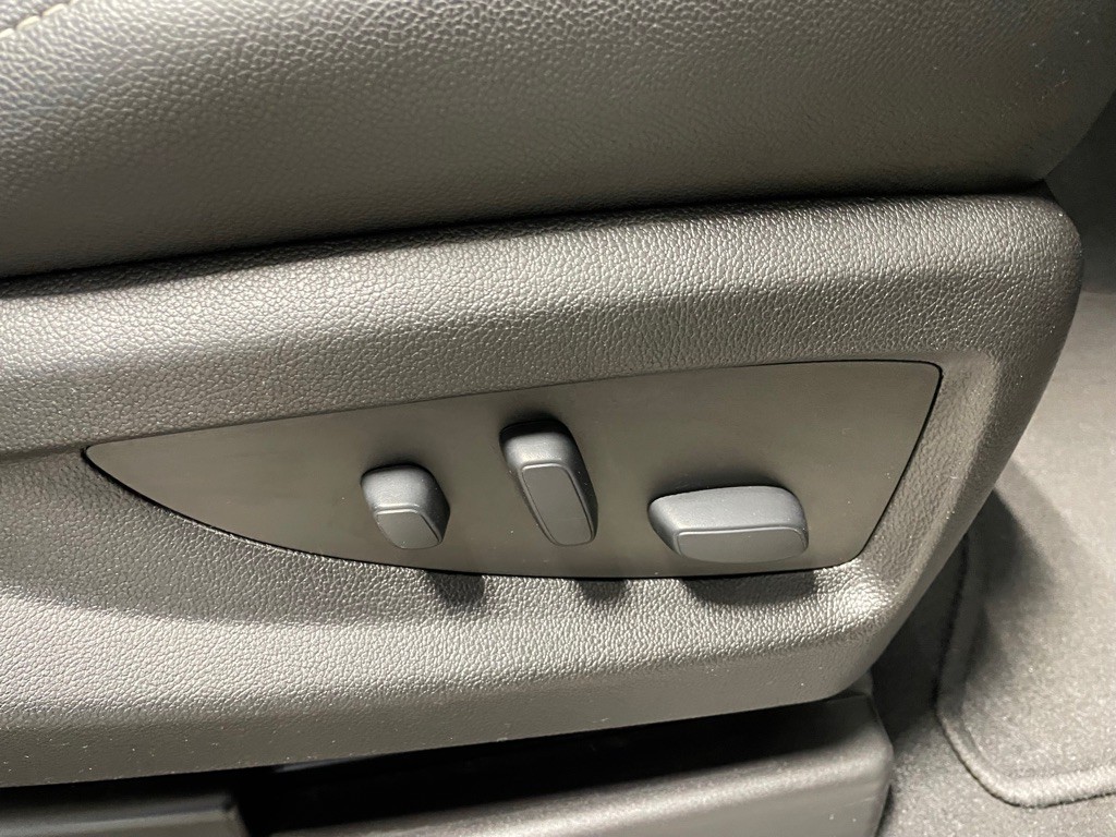 2019 Chevrolet Tahoe Image 32