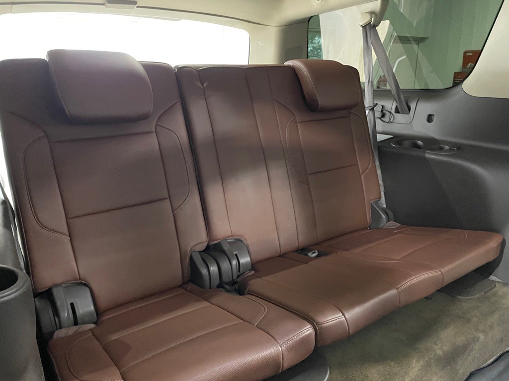 2015 Chevrolet Suburban Image 27