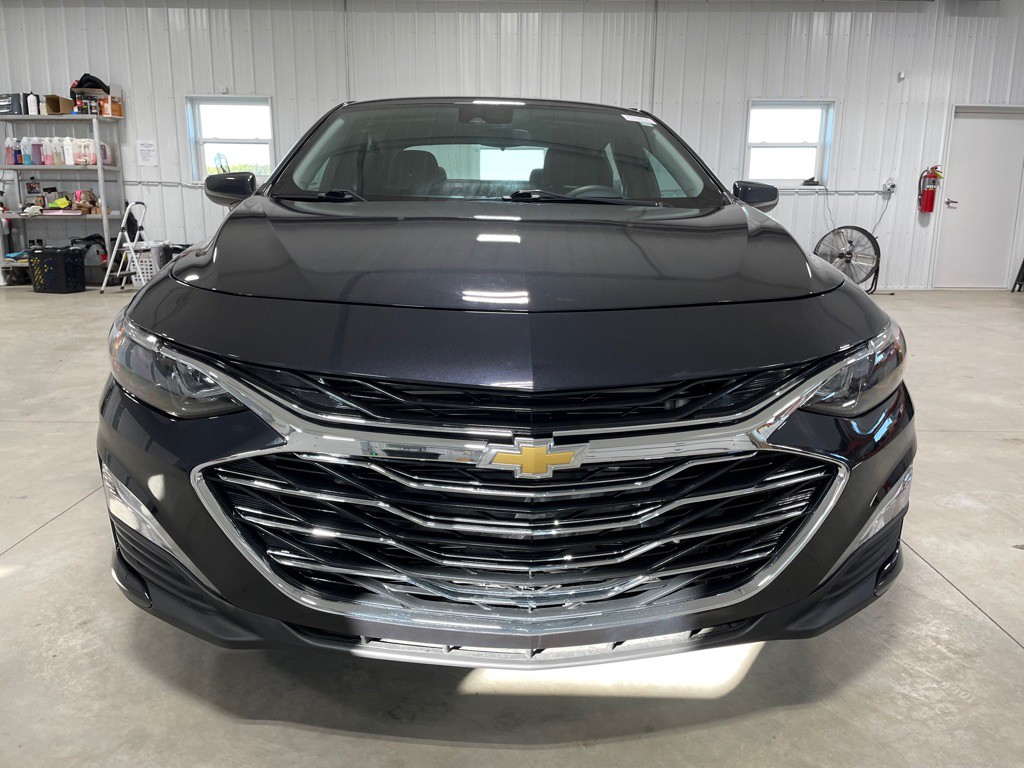 2023 Chevrolet Malibu Image 2